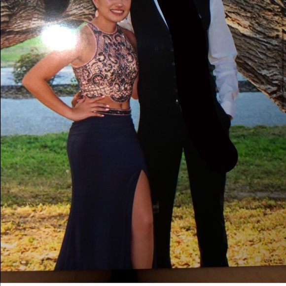 Prom Dress - Picture 2 of 6